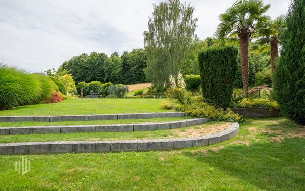 ImmoWyss - Prächtiges Einfamilienhaus mit grosszügigem Gartenparadies 11