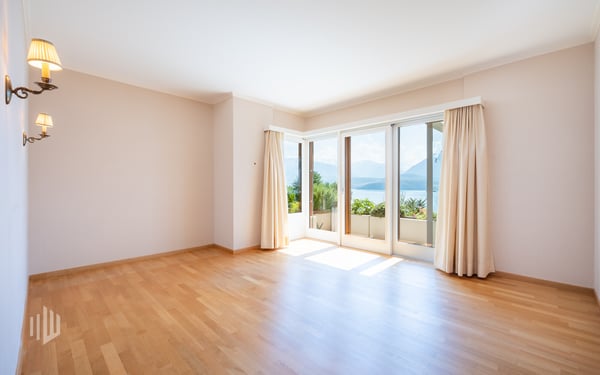 ImmoWyss - Einfamilienhaus über dem Thunersee mit unverbaubarer Sicht 10