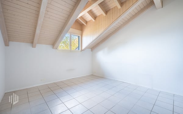 ImmoWyss -  Maisonette-Traum mit herrlichem See- und Niesenblick pur 9