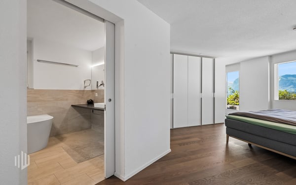 ImmoWyss - Terrassenwohnung - ein exklusiver Genuss für Menschen 9