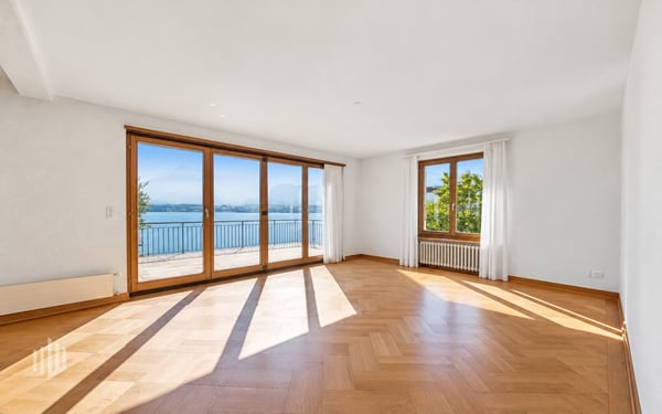 ImmoWyss - Maisonette-Traum mit atemberaubender See- und Bergsicht 4