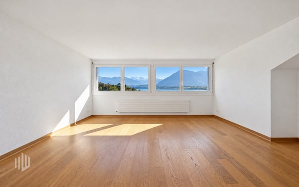 ImmoWyss - Maisonette-Traum mit atemberaubender See- und Bergsicht 12