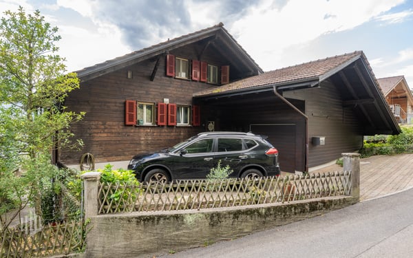 ImmoWyss - Chalet mit Einliegerwohnung an aussichtsreicher Lage 12