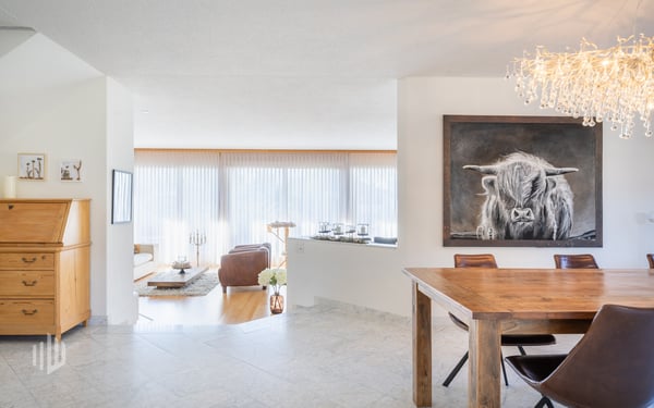 ImmoWyss - Grosszügige Maisonette-Dachwohnung mit Terrasse und Studio 6