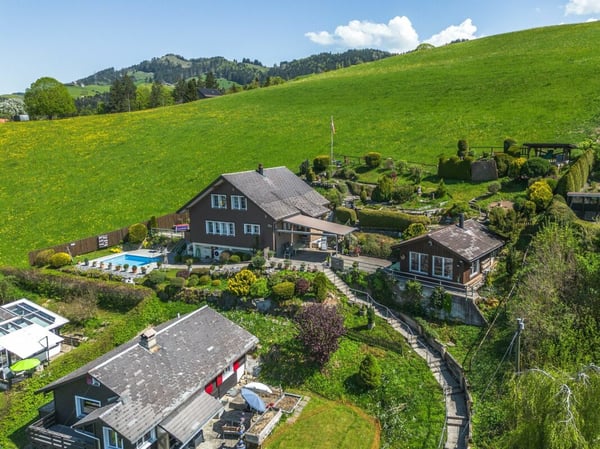 Idyllisches Einfamilienhaus in traumhafter Hanglage im Neckertal 15