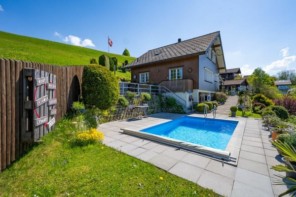 Idyllisches Einfamilienhaus in traumhafter Hanglage im Neckertal 5