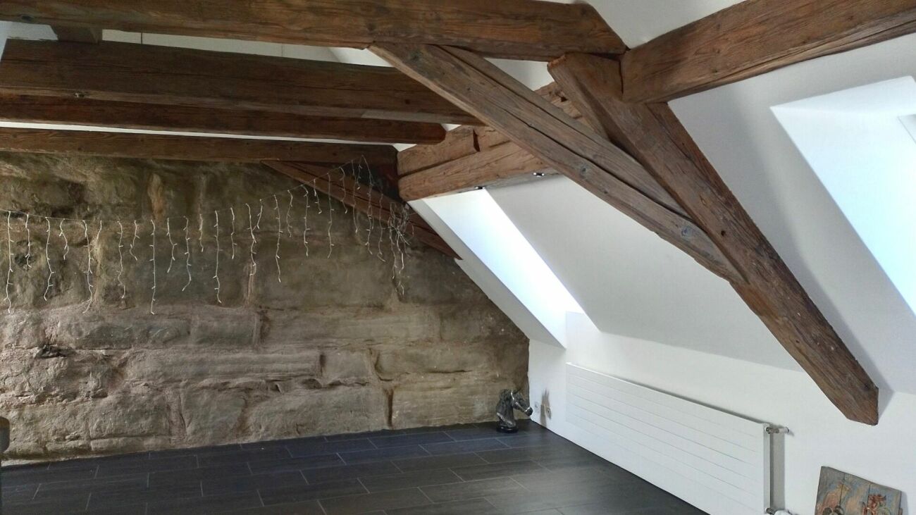 Einzigartiges Wohnen in historischem Gebäude (Schloss Sulzberg) an idyllischer Lage