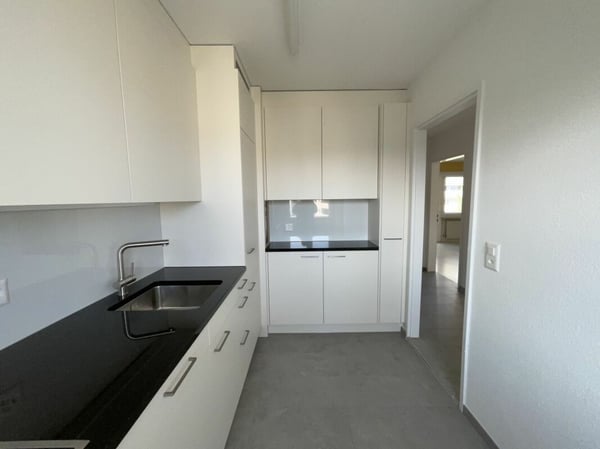 Charmante 4-Zimmerwohnung mit neuem Bad und Küche 2