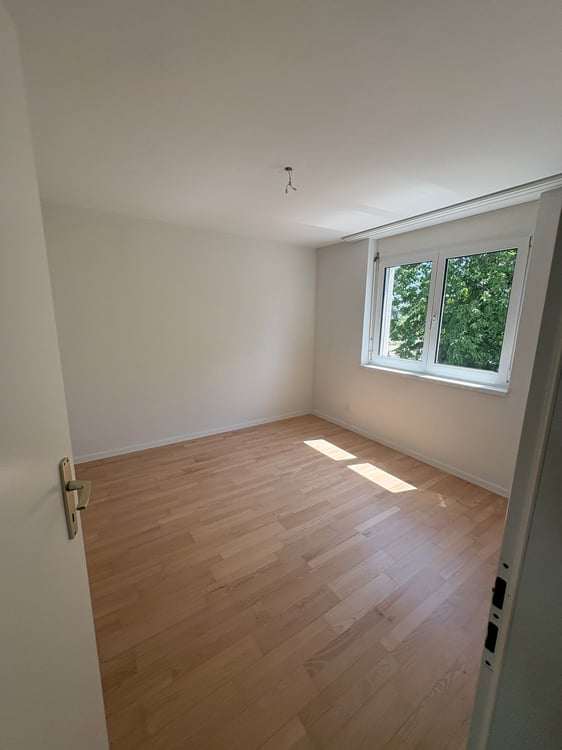 Charmantes 6.5-Zimmer-Haus mit schönem Garten 7