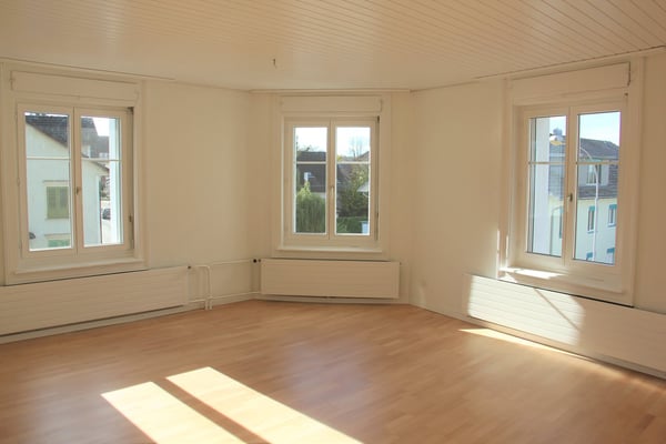 Helle 4.5-Zimmer-Wohnung in attraktiver Lage 2