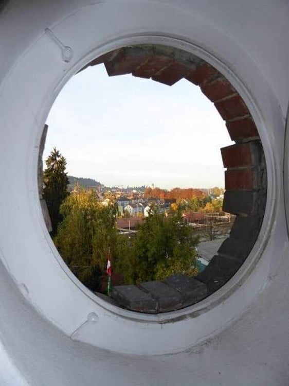 3 Zimmer Turmwohnung in schönem Backsteinfabrikgebäude 5
