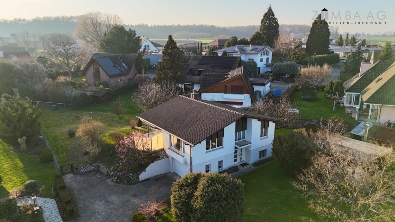 5.5 EFH mit Garten und Garage