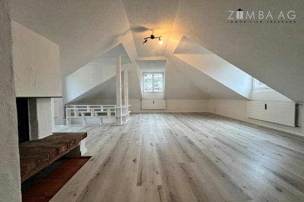 Altstadt-Maisonette mit Cheminée 6