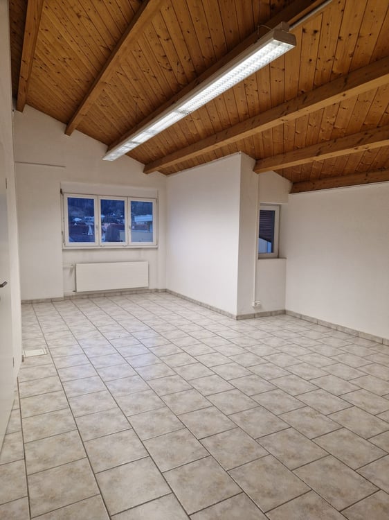 Atelier/Bastelraum mit Dusch/WC 4
