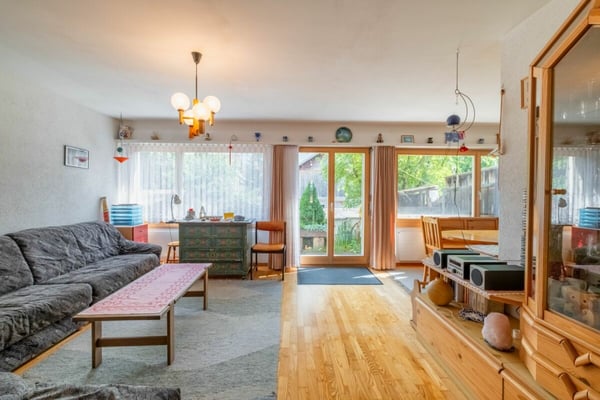 Doppeleinfamilienhaus an ruhiger Lage - naturnahes Wohnen für die Familie 2