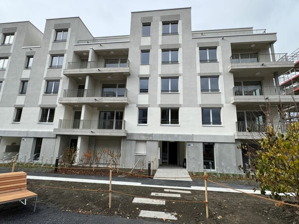 Erstvermietung: hochwertige 1.5-Zimmer-Attikawohnung mit Schloss- & Bergsicht 12