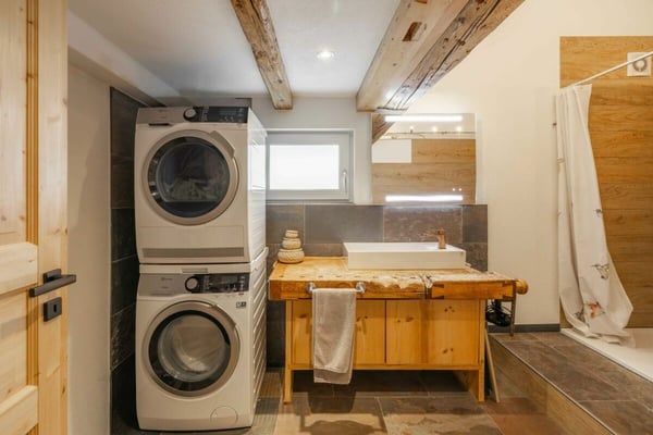 Heimeliger, teilsanierter 1.5 Zimmer-Hausteil zu verkaufen 12