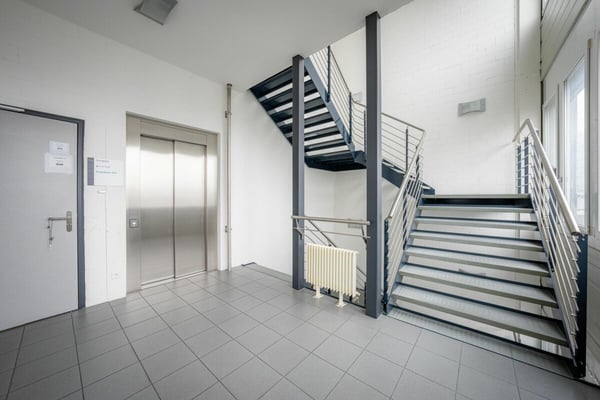 Flexible Gewerbefläche mit Paternosteraufzug - vielseitig nutzbar für Ihr Projekt 8