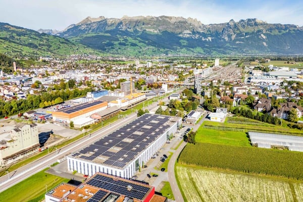 Attraktives Büro für Unternehmen & Agenturen - hell, modern und zentral in Buchs SG 13