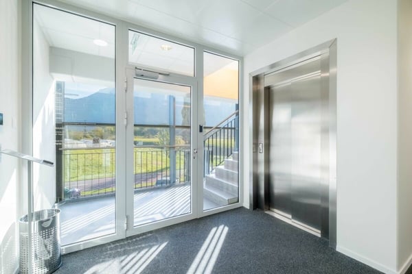 Attraktives Büro für Unternehmen & Agenturen - hell, modern und zentral in Buchs SG 2