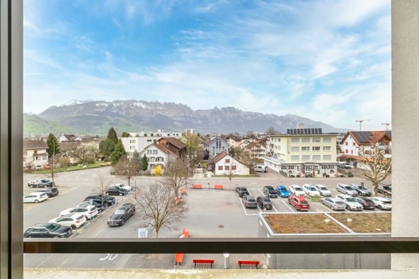 Repräsentative Gewerbefläche im Zentrum (15-410m²) - Ideal für Praxis, Büro oder Therapieräume 15