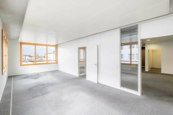 Repräsentative Gewerbefläche im Zentrum (15-410m²) - Ideal für Praxis, Büro oder Therapieräume 3