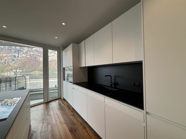 Exklusive 5.5 Zimmer-Terrassenwohnung mit Blick auf den Walensee 5