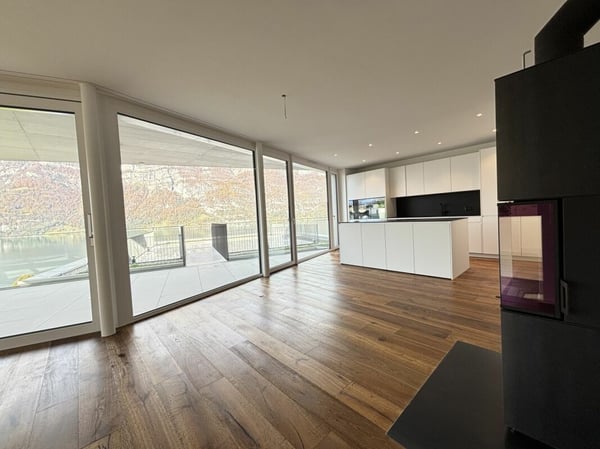 Exklusive 5.5 Zimmer-Terrassenwohnung mit Blick auf den Walensee 9