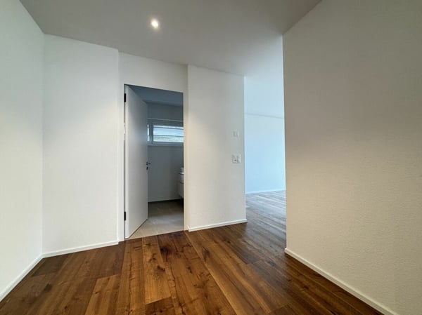 Exklusive 5.5 Zimmer-Terrassenwohnung mit Blick auf den Walensee 20