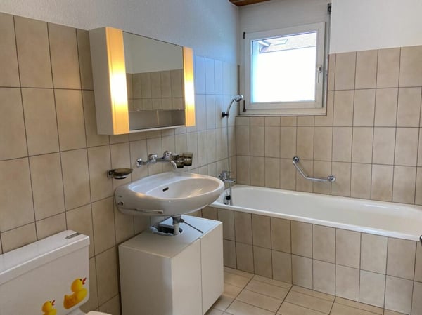 4.5-Zimmerwohnung an ruhiger und sonniger Lage 9