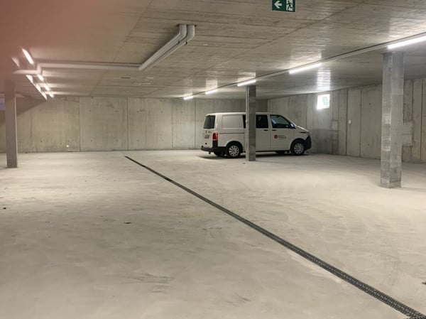 Parkplatz Tiefgarage NEUHOF. 2