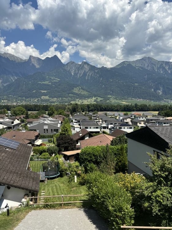 Charmantes 3.5 Zi.-Ferienhaus mit Bergsicht & Garten - nah am Golfplatz 19