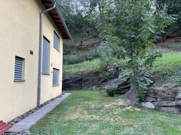 Attraktives 6.5 Zimmer-Doppeleinfamilienhaus mit Garten und Aussicht 27