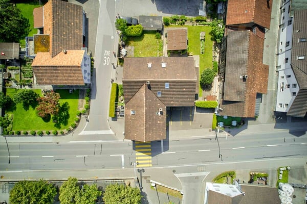 Attraktiver Hausteil mit zwei Wohneinheiten und vielseitiger Nutzung 22
