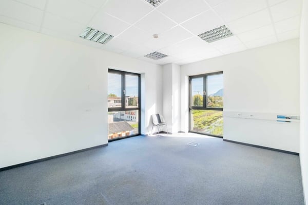 Attraktive Büroräumlichkeiten ab 250 m2  - hell, modern und zentral 8