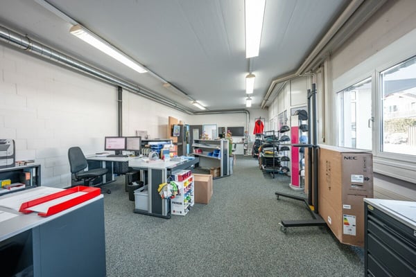 Gewerbepark an Top Lage - Halle, Büro und flexible Gewerbeflächen 9