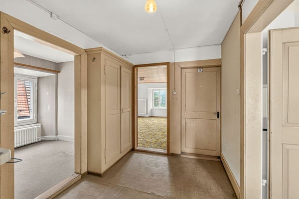 Das Raumwunder im Taminatal: 9-Zimmer Haus mit viel Potenzial 5