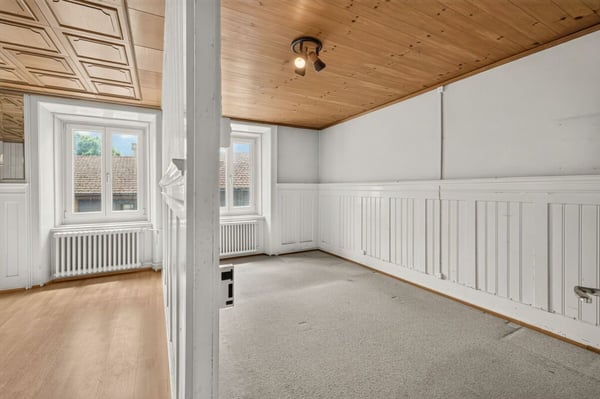 Das Raumwunder im Taminatal: 9-Zimmer Haus mit viel Potenzial 16
