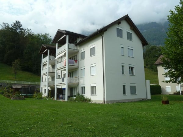Gemütliche 3.5-Zimmer-Dachwohnung mit Specksteinofen und Galerie