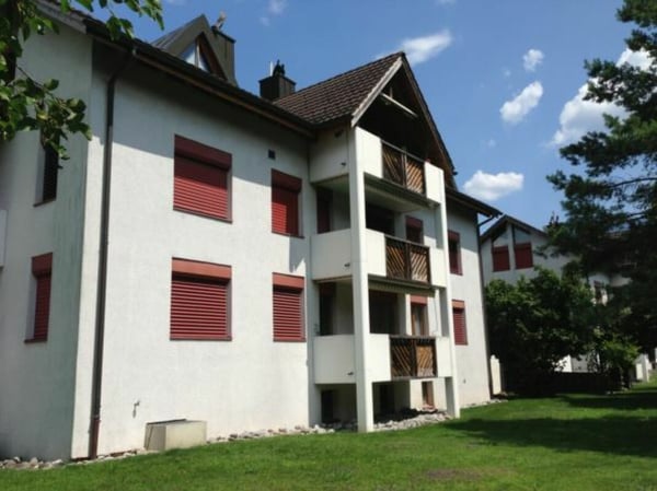 Charmante und helle 4.5-Zimmer-Dachwohnung an ruhiger Lage im Werdenberg 11