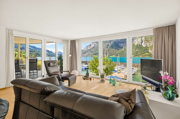 Wohnen in erster Seereihe: 4.5-Zimmerwohnung mit Seepanorama und Blick auf die Churfirsten 3