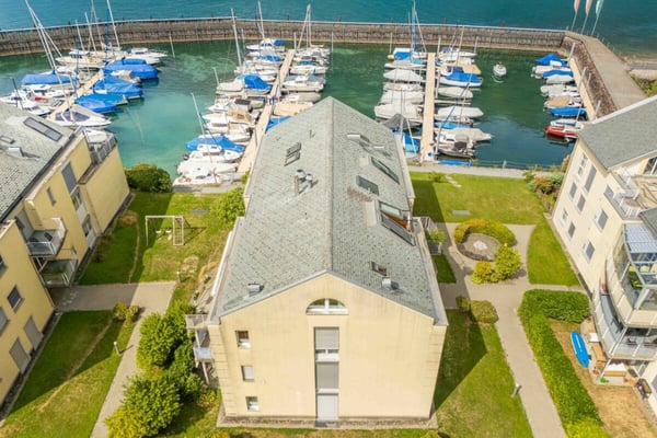 Wohnen in erster Seereihe: 4.5-Zimmerwohnung mit Seepanorama und Blick auf die Churfirsten 22