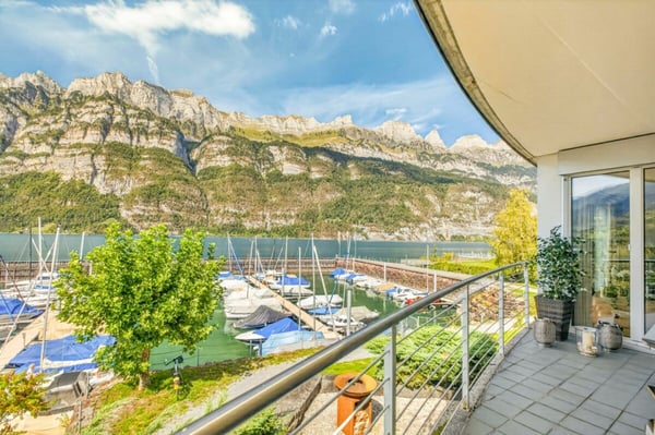 Wohnen in erster Seereihe: 4.5-Zimmerwohnung mit Seepanorama und Blick auf die Churfirsten 18