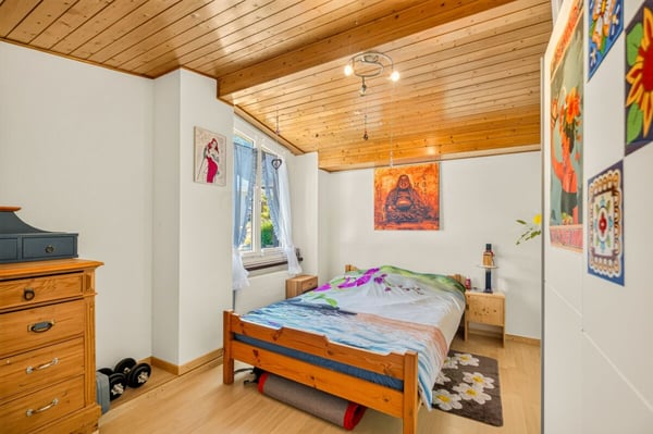 Charmante 2.5-Zimmer-Dachwohnung an ruhiger Lage - Ihr neues Zuhause wartet auf Sie! 11