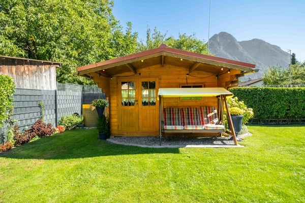 Ruhig gelegenes Einfamilienhaus mit vorbereiteter Einliegerwohnung, Scheune und traumhaften Garten 25