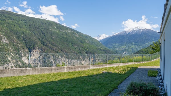 Zweifamilienchalet an ruhiger Lage in Vex 7