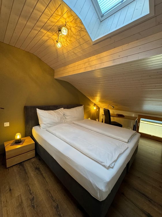 ZU MIETEN: Erstklassiges Hotel-Restaurant RONALP in Bürchen an top Lag 4