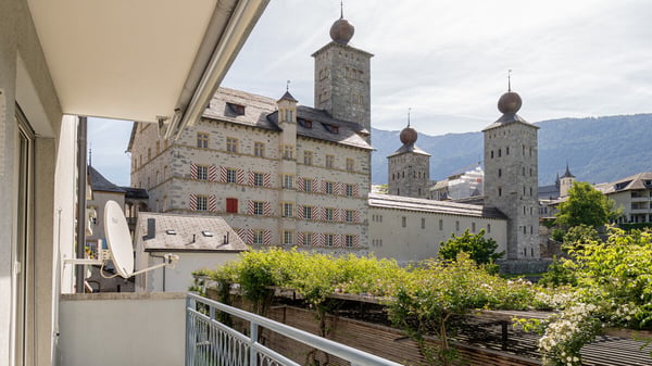 Aussichtsreiche 1.5-Zimmerwohnung am Schlossgarten von Brig 8