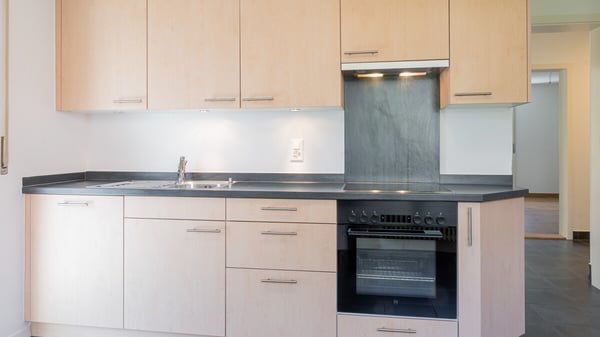 Aussichtsreiche 1.5-Zimmerwohnung am Schlossgarten von Brig 6