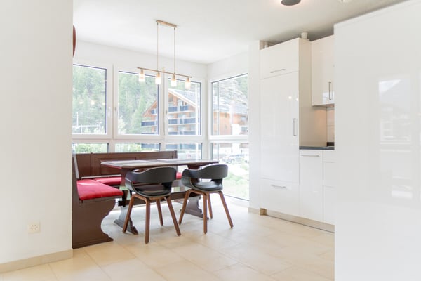 Lichtdurchflutete 4.5-Zimmerwohnung an begehrter Lage in Täsch Das T 5
